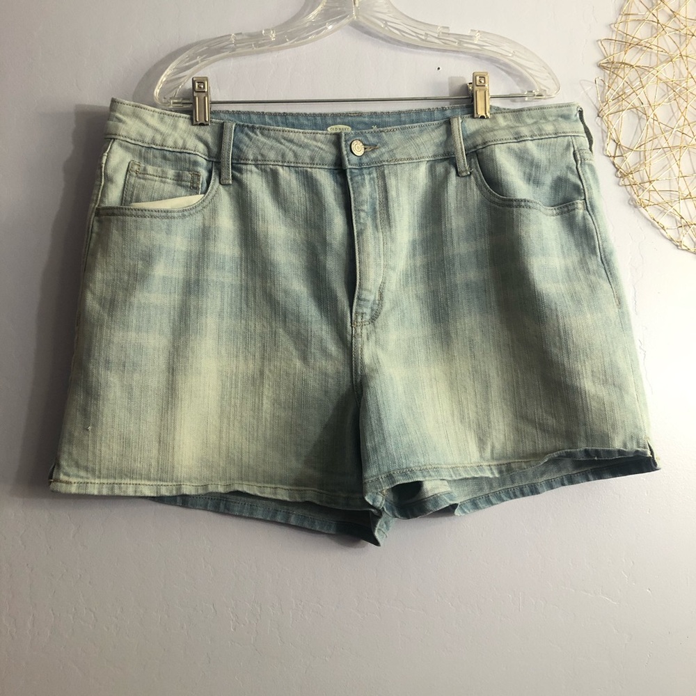 High rise old navy jean shorts size 16